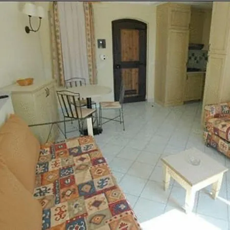 Calarossa Village Semesteranläggning (resort)