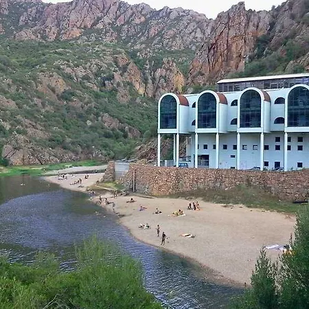 Resort Calarossa Village 2*