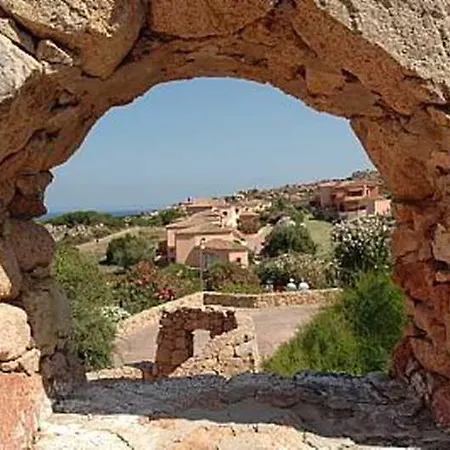 Calarossa Village 2*